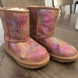Girls multicolor Ugg size 1